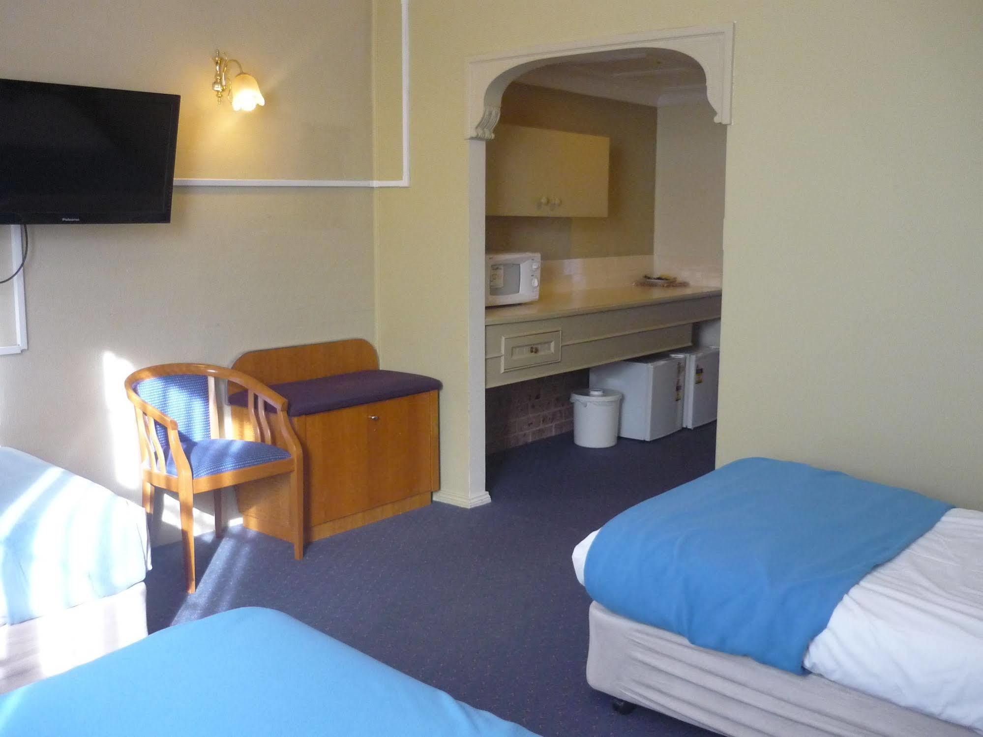 Heritage Motor Inn Goulburn Exterior foto